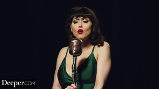 Deeper - Audrey Noir a hatalmas didkós énekesnő