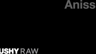 TUSHYRAW - Anissa Kate segglukába dákót tolnak