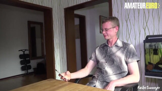 REIFESWINGER - Német milf fiatal hapsival kefél