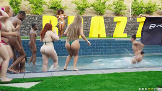 BRAZZERS - Luna Star tini hapsival baszik