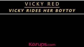 Vicky Red fiatal hapsival baszik
