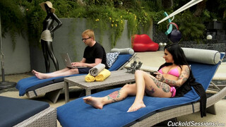 Joanna Angel alaposan bekúrva